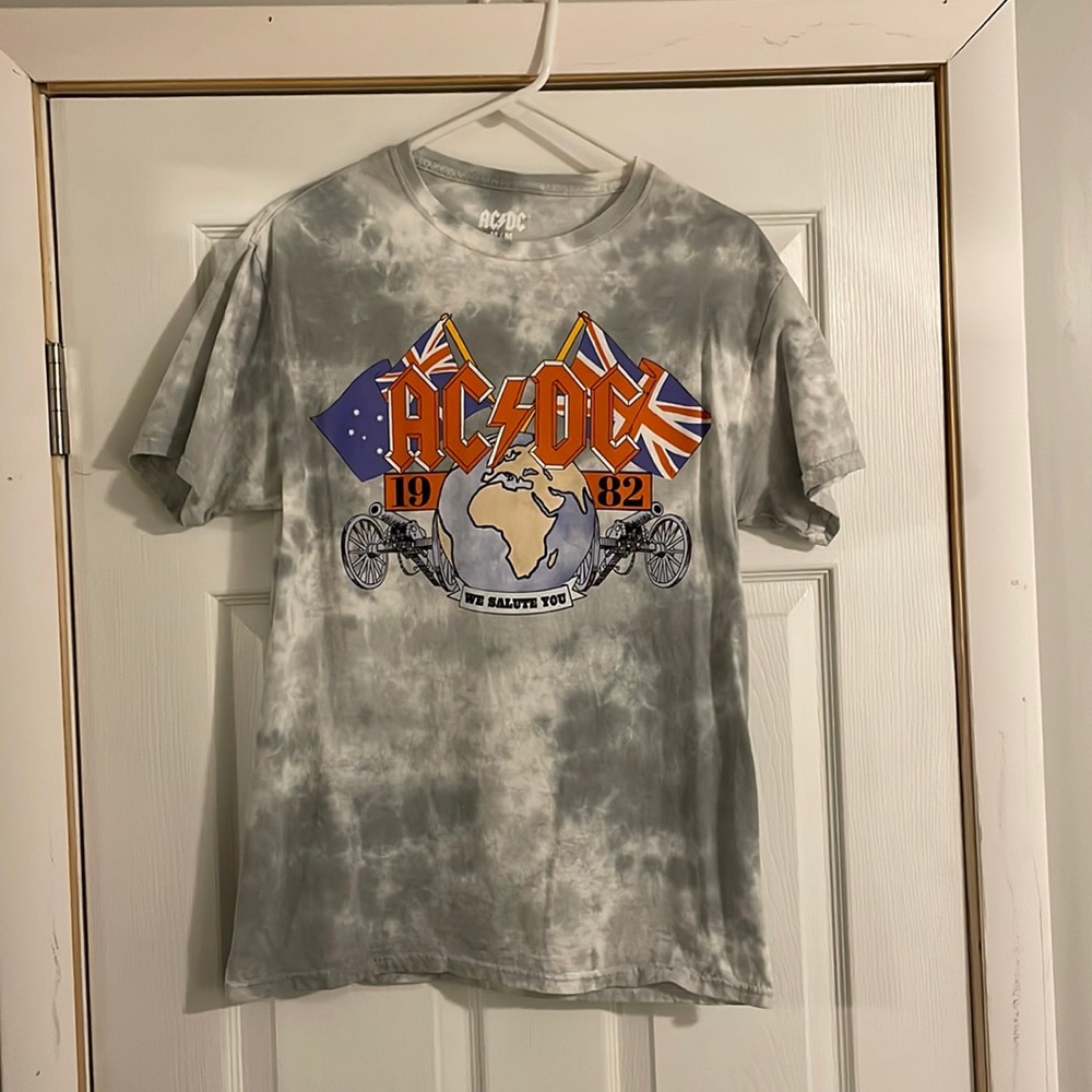 Like New Tie Dye AC/DC Womens Size M Graphic T shirt